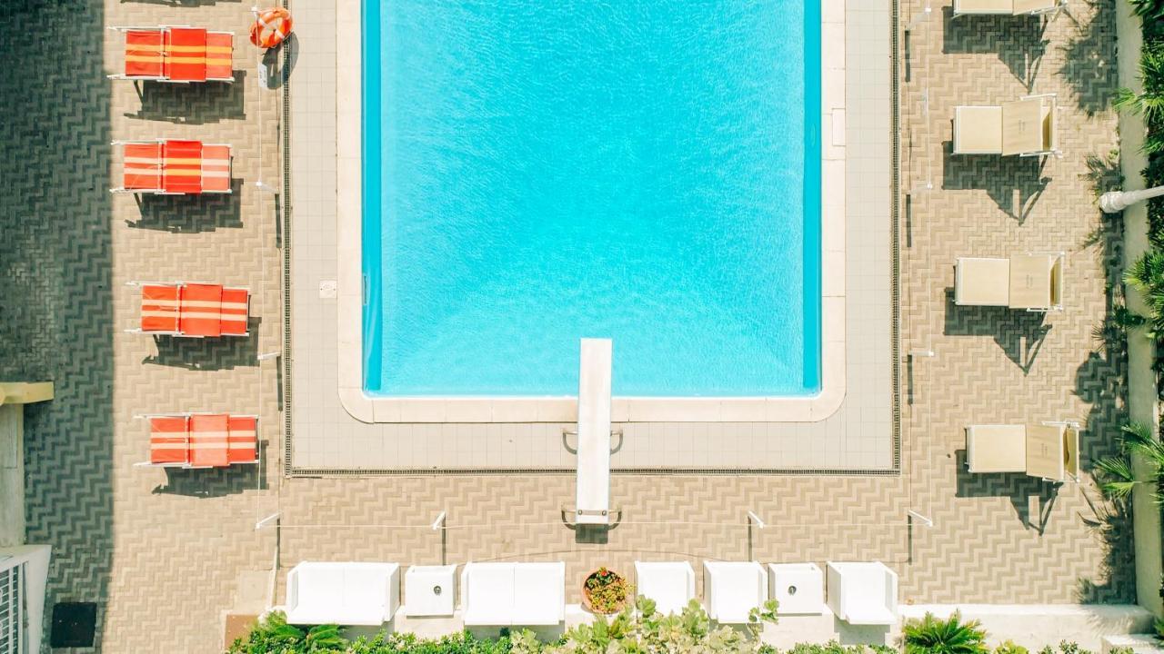 Hotel Beverly Ρίμινι Εξωτερικό φωτογραφία